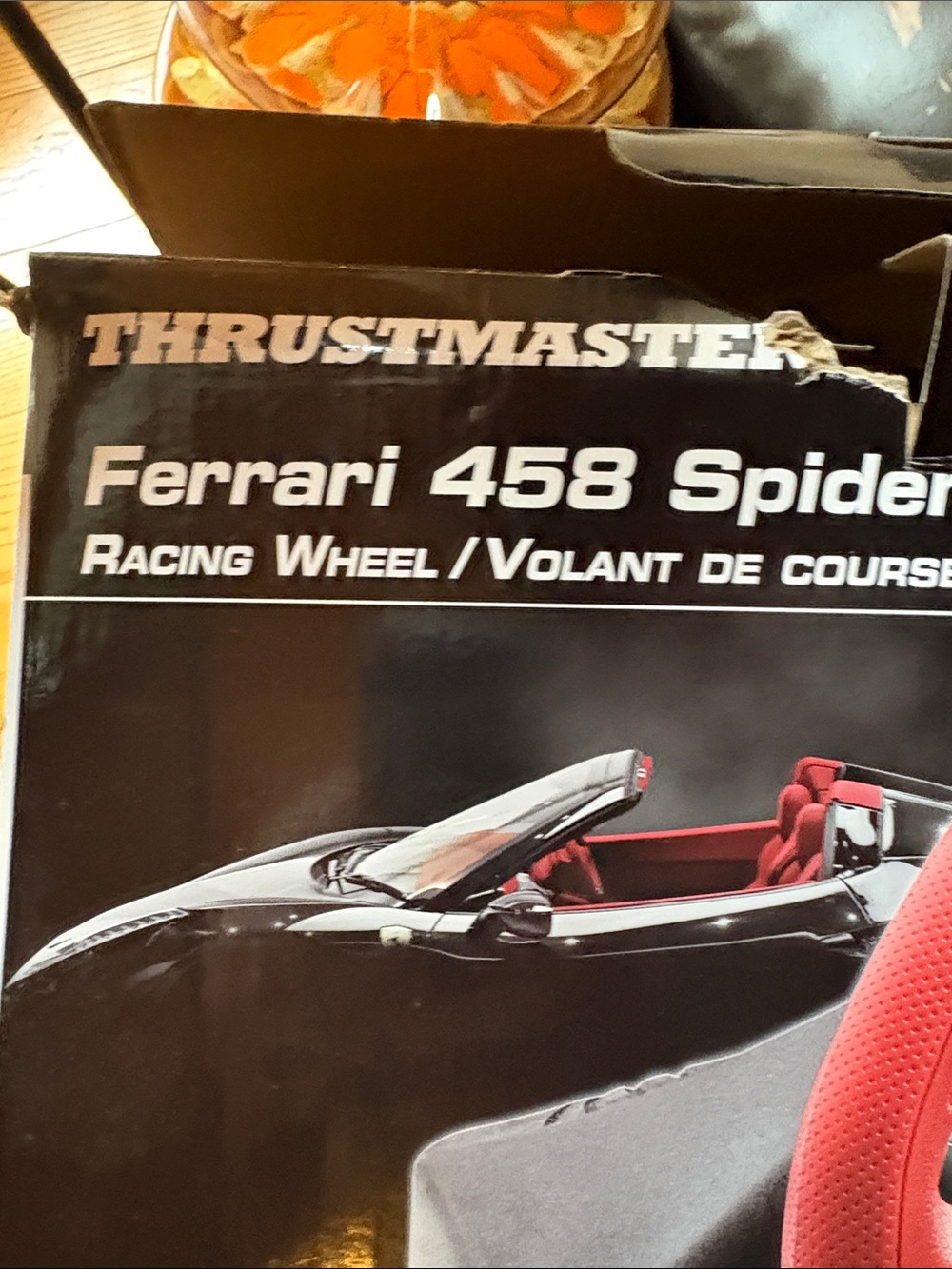 THRUSTMASTER Ferrari Racing Wheel - Picture 3 of 6